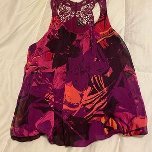 Floral Express flows top